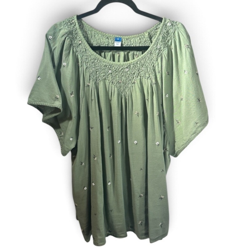 Old Navy Women 3X Olive Green Floral Embroidered Smocked Blouse Short Sleeve Top